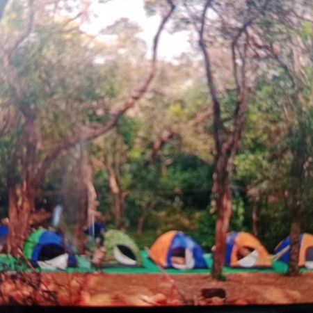 Hilltone Veg Non Veg Matheran Hotel Eksteriør billede